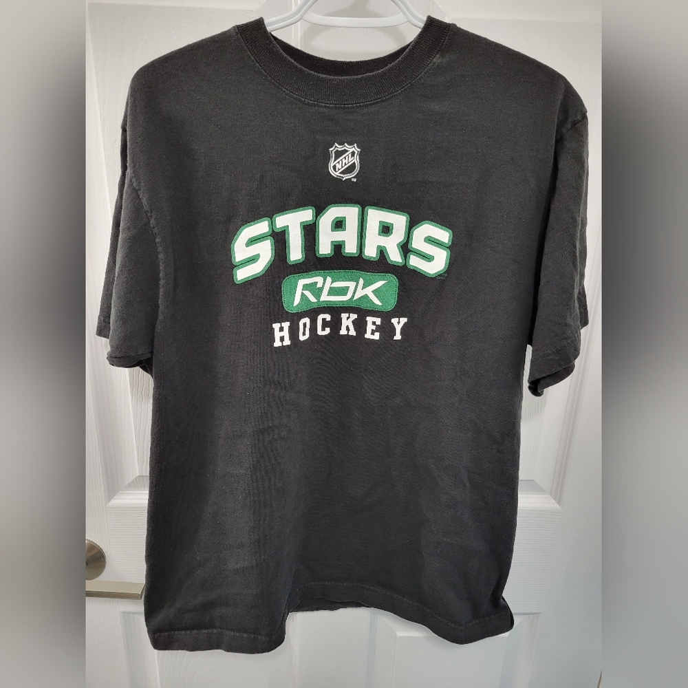 Black reebok Dallas stars tshirt medium